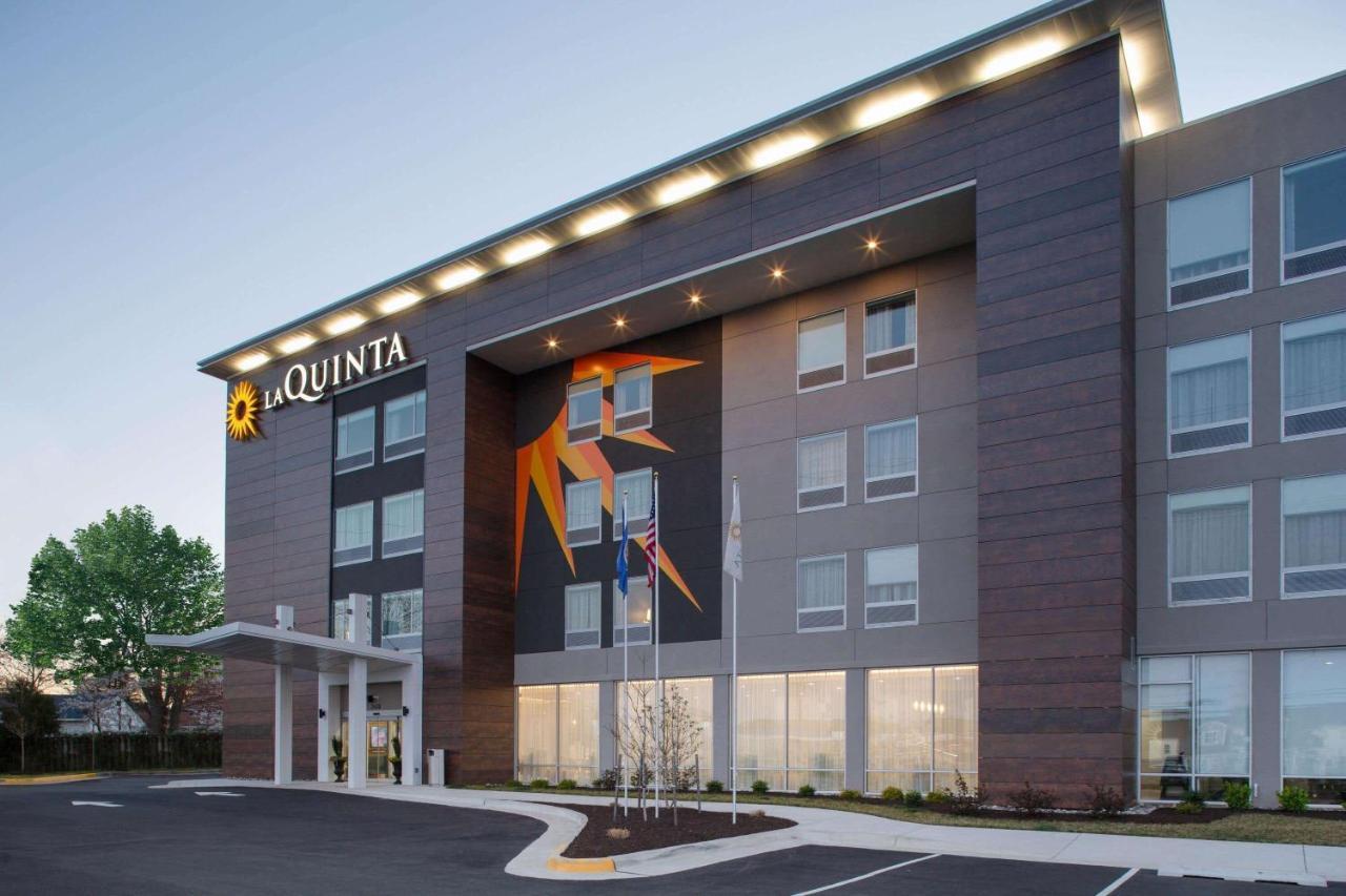 La Quinta Inn & Suites By Wyndham Manassas, Va- Dulles Airport מראה חיצוני תמונה