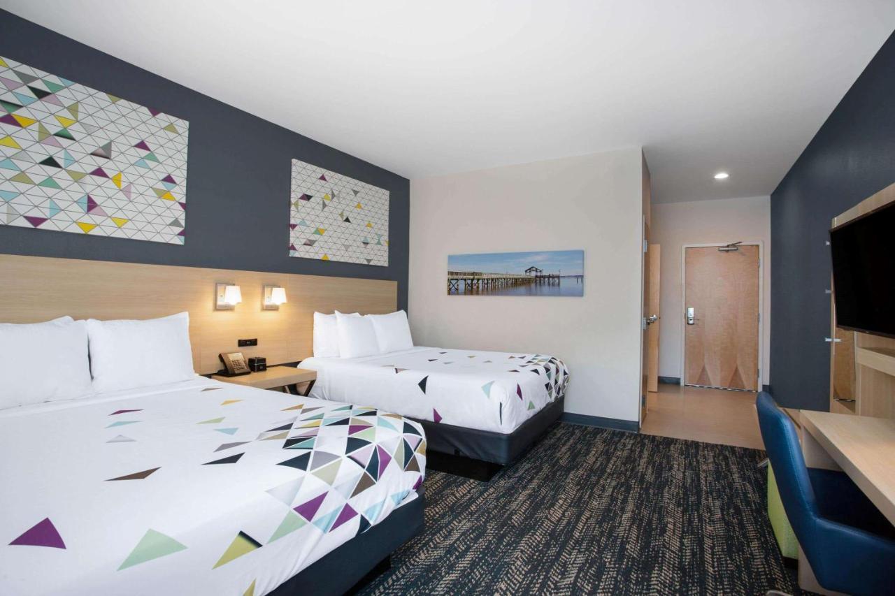 La Quinta Inn & Suites By Wyndham Manassas, Va- Dulles Airport מראה חיצוני תמונה