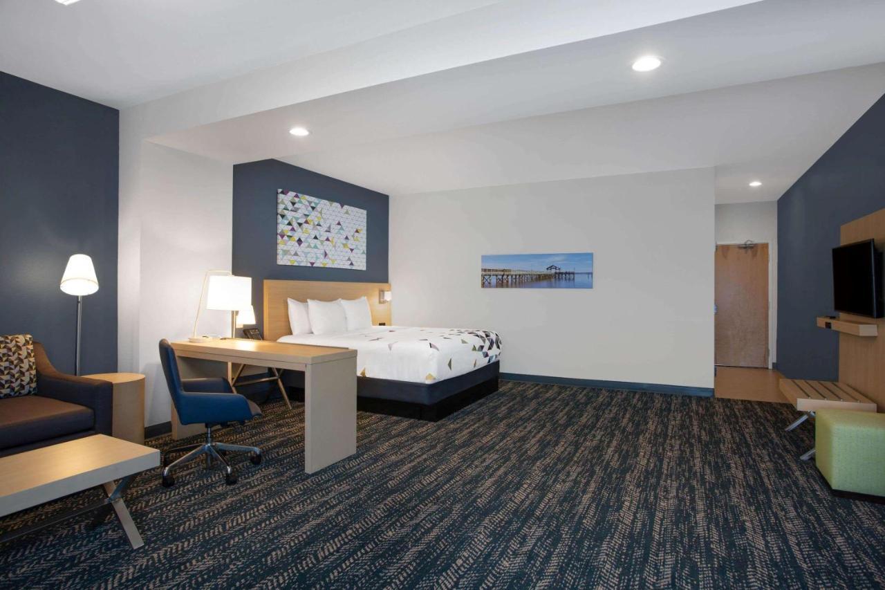 La Quinta Inn & Suites By Wyndham Manassas, Va- Dulles Airport מראה חיצוני תמונה