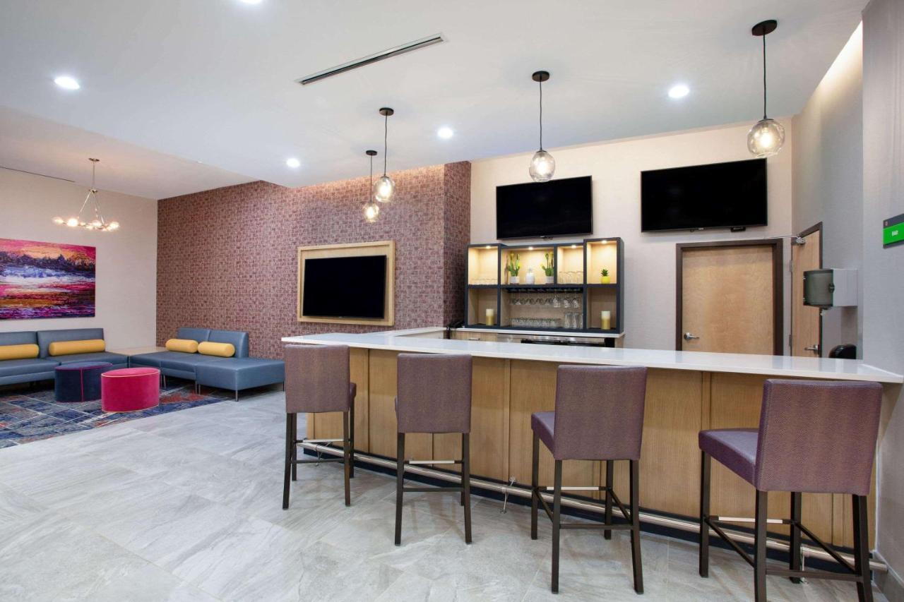 La Quinta Inn & Suites By Wyndham Manassas, Va- Dulles Airport מראה חיצוני תמונה